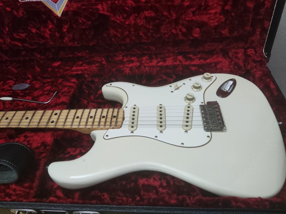 Fender Stratocaster Custom 70s Journeyman Relic MN Aged Firemist Red ( Junio 2020 ) mint