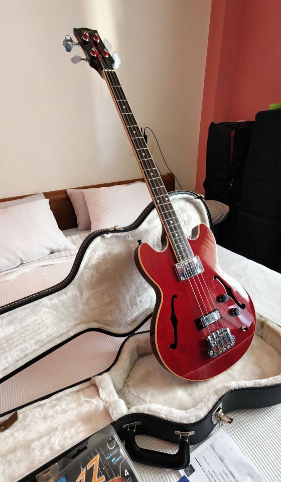 Gibson Midtown Standard Bass USA Cherry Red (EB-2) de segunda mano · Foto 1 de 10 · Lugo · 2250 €