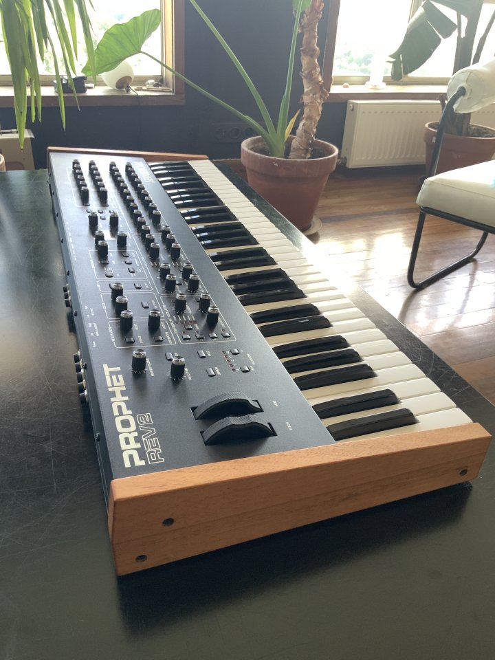 Sequential Prophet Rev2 de segunda mano · Foto 4 de 6 · Gipuzkoa · 1750 €