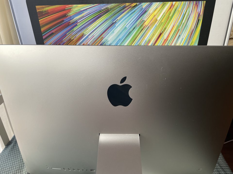 iMac 21.5 2019