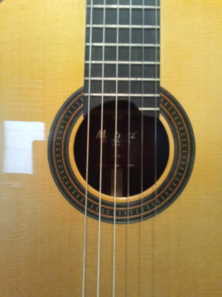 Guitarra Martínez de segunda mano · Foto 6 de 9 · Barcelona · 400 €