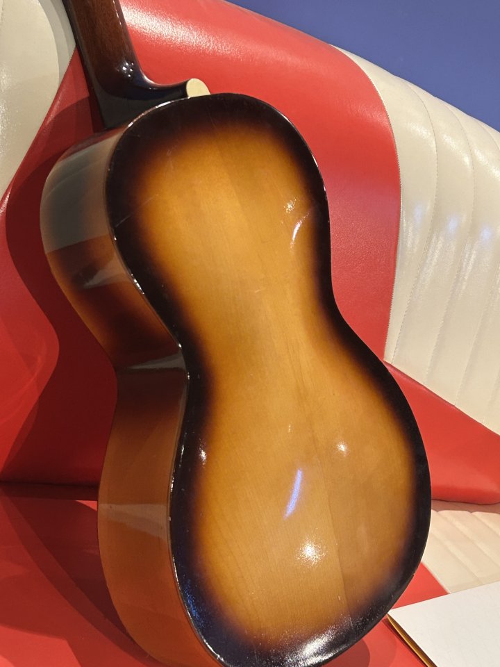 Framus Germany 50/1 parlor guitarra 1966 de segunda mano · Foto 7 de 10 · Araba · 245 €
