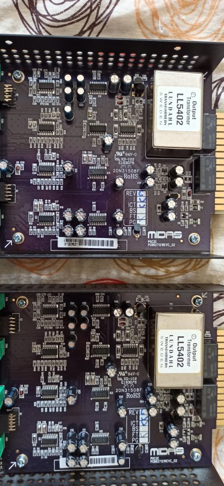 Midas 512 EQ. 1° versión.