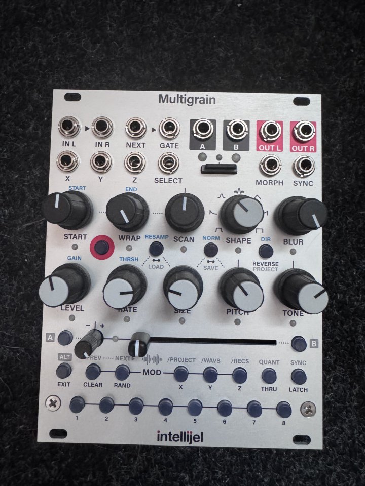 Modulos Eurorack y Cases de segunda mano · Foto 5 de 9 · Madrid · 999 €