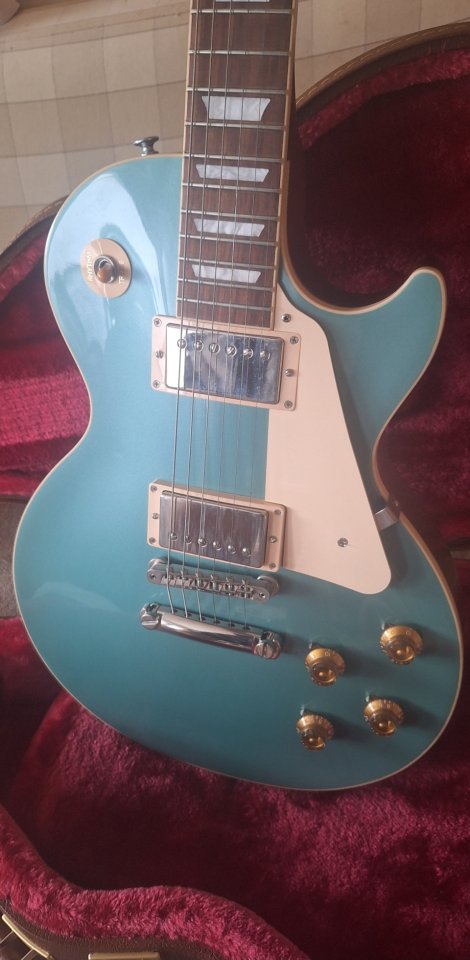 Gibson Les Paul Standard 50's Inverness Green de segunda mano · Foto 3 de 10 · Asturias · 1700 €