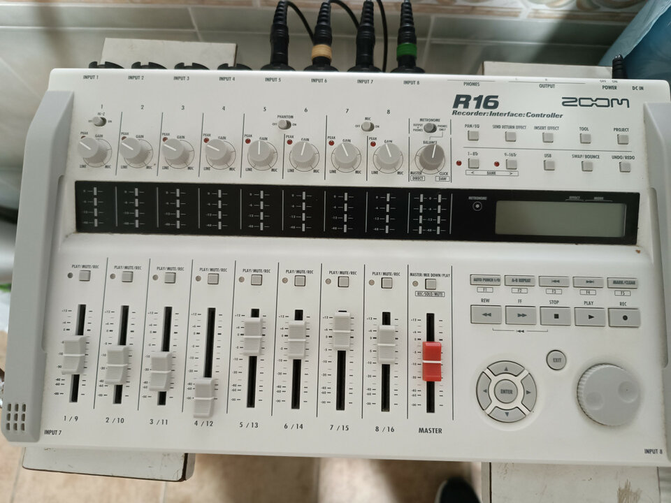 Grabador digital Zoom  R-16