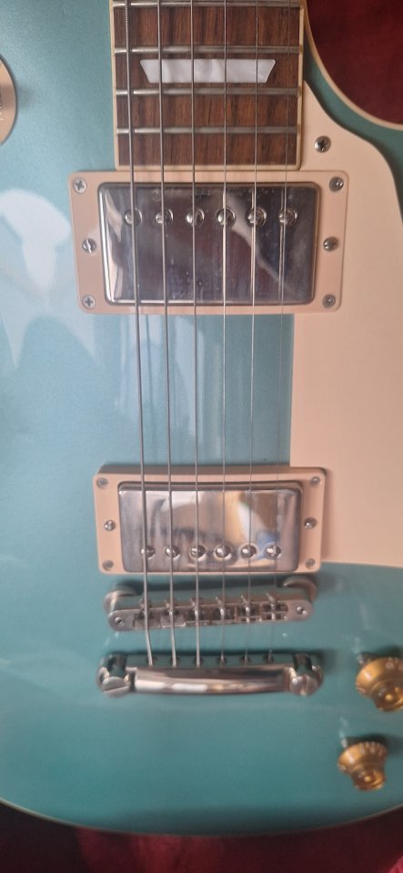 Gibson Les Paul Standard 50's Inverness Green de segunda mano · Foto 5 de 10 · Asturias · 1700 €