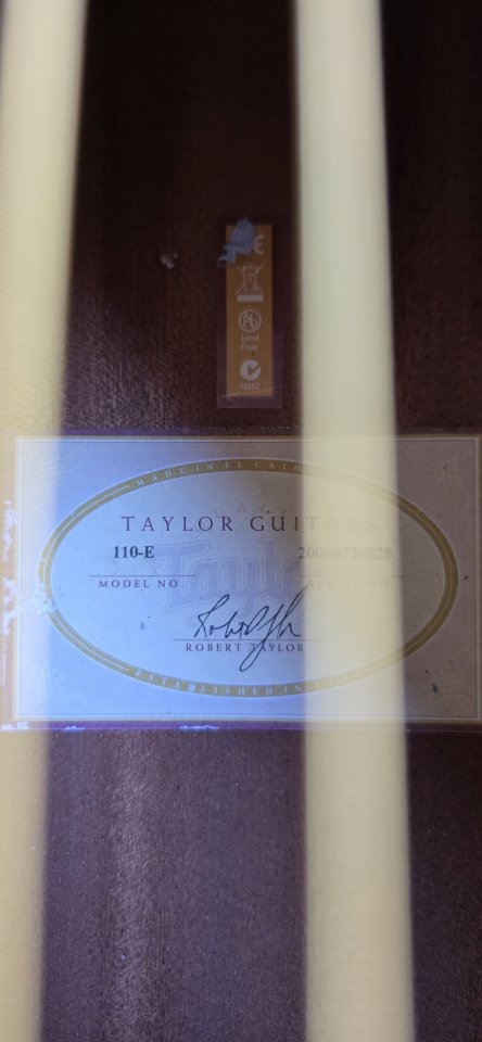 Guitarra Electroacústica Taylor