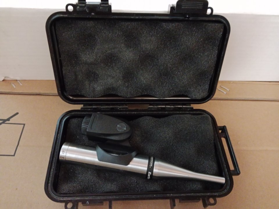 Micrófono de medición Earthworks M23