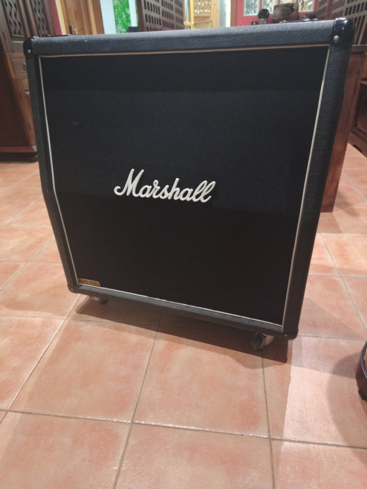 Marshall 1960A JCM900 4x12 Made in England de segunda mano · Foto 2 de 4 · Alicante · 500 €