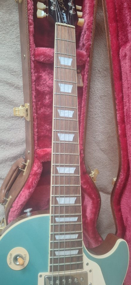 Gibson Les Paul Standard 50's Inverness Green de segunda mano · Foto 8 de 10 · Asturias · 1700 €
