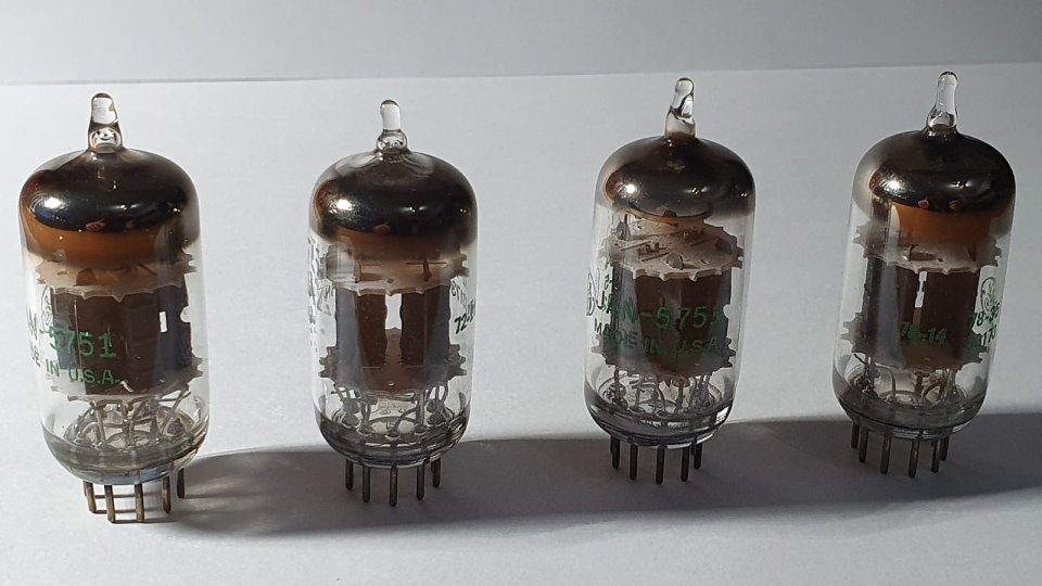 Válvula previo JAN GE 5751 (NOS) General Electric (ECC83 12AX7) hifi tubo