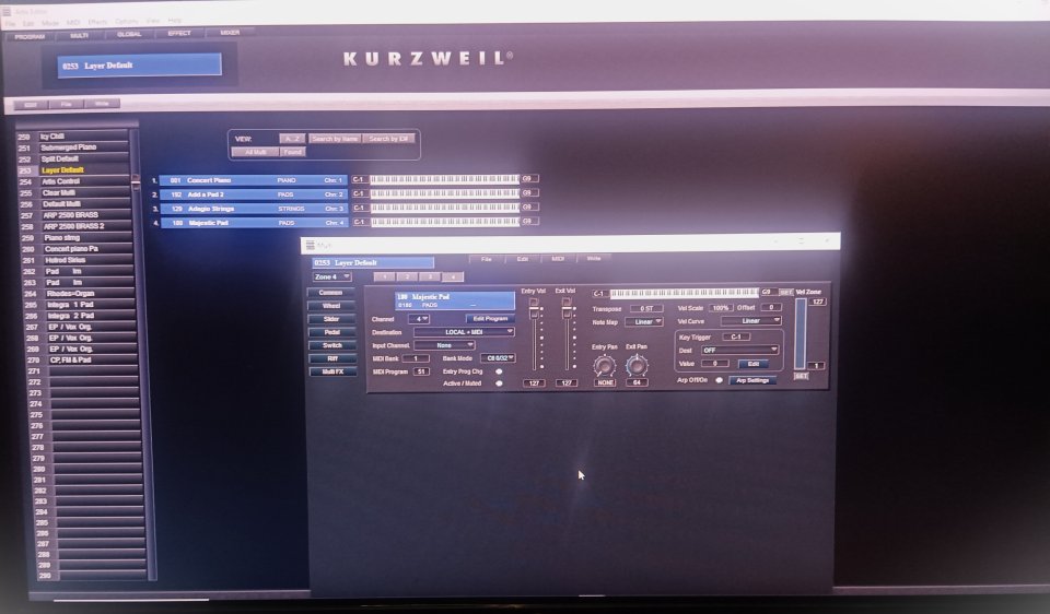 Stage piano Kurzweil Artis 7