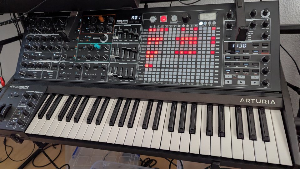 Arturia Matrixbrute NOIR Editiion