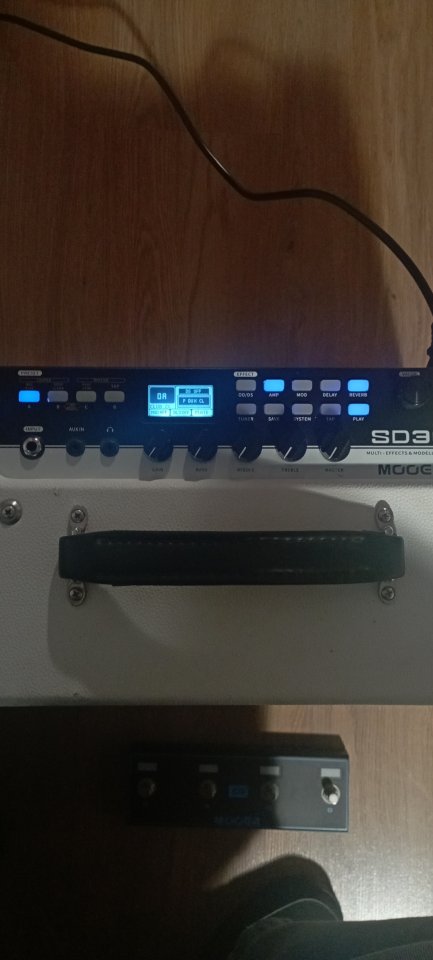 Mooer SD 30 Modeling Combo + AirSwitch