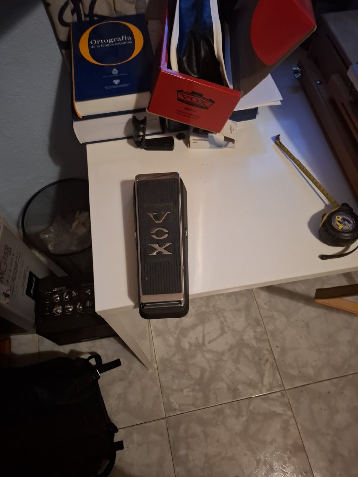 Vendo WHA WHA de la marca VOX