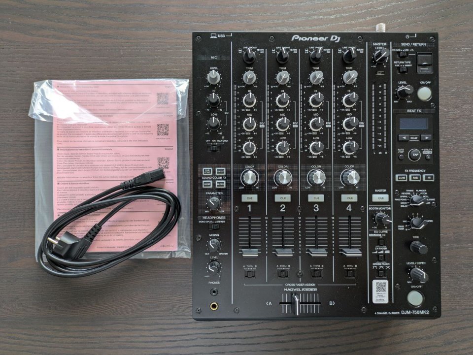 Pionner DJM 750MK2