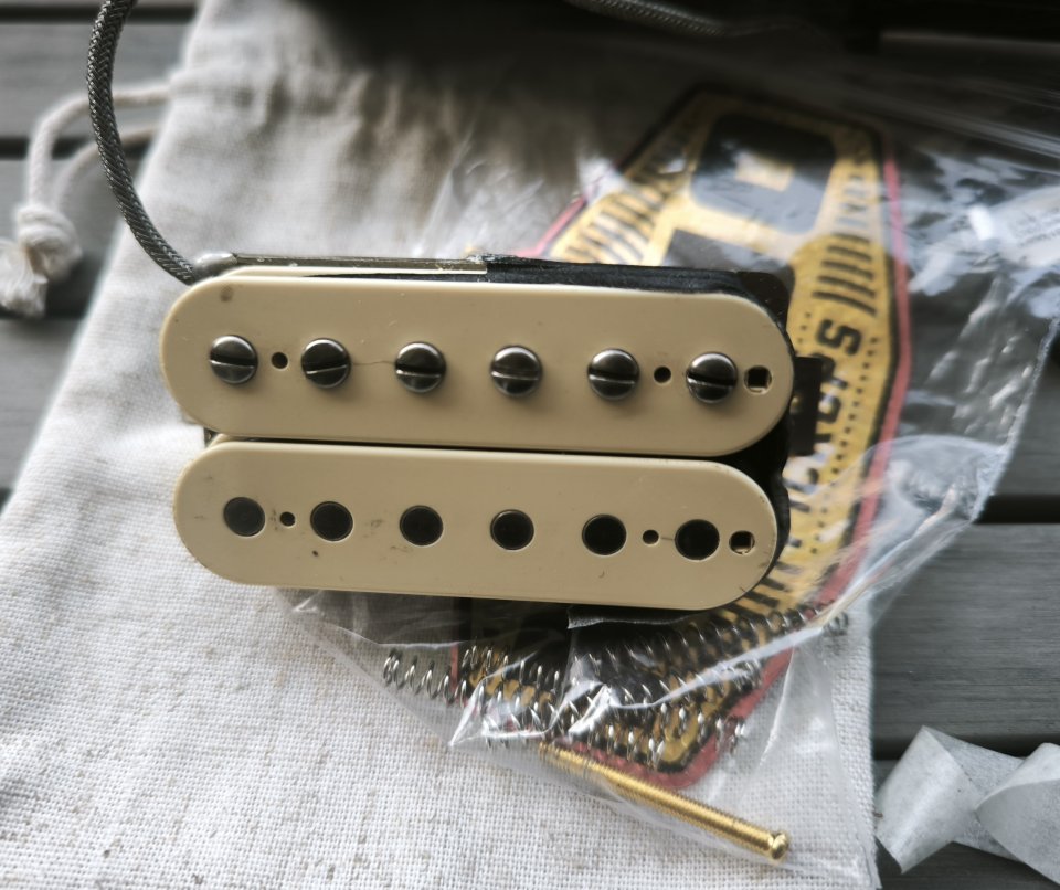 Mojo Pickup PAF (Uk) y Dimarzio PAF (USA) de segunda mano · Foto 4 de 6 · Murcia · 1 €