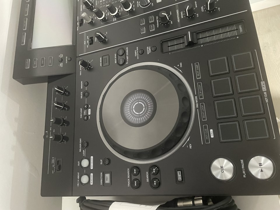 Pioneer XDJ - RX2