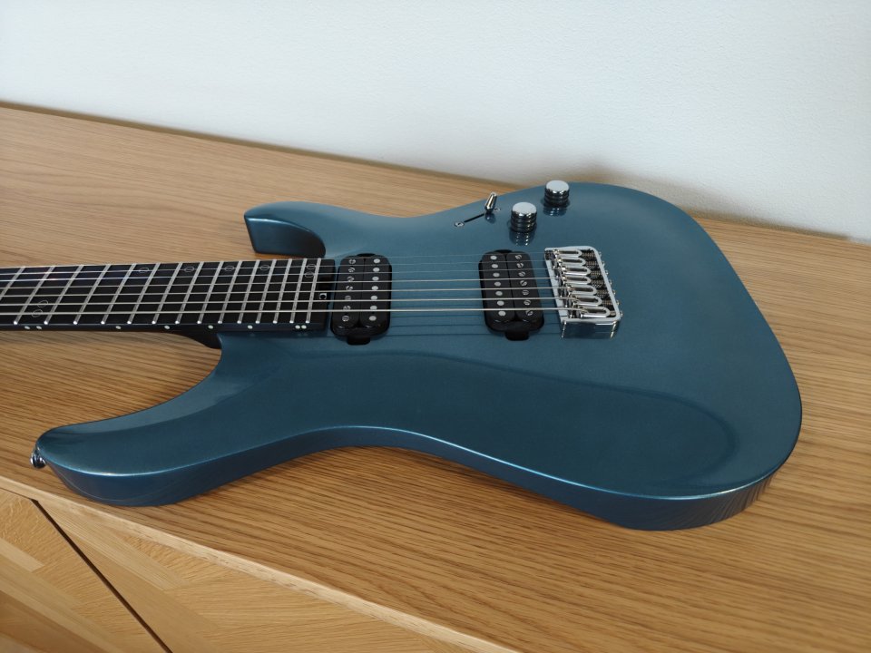 Schecter AM-7