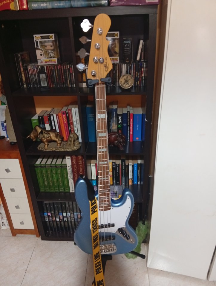 G&L JB tribute series