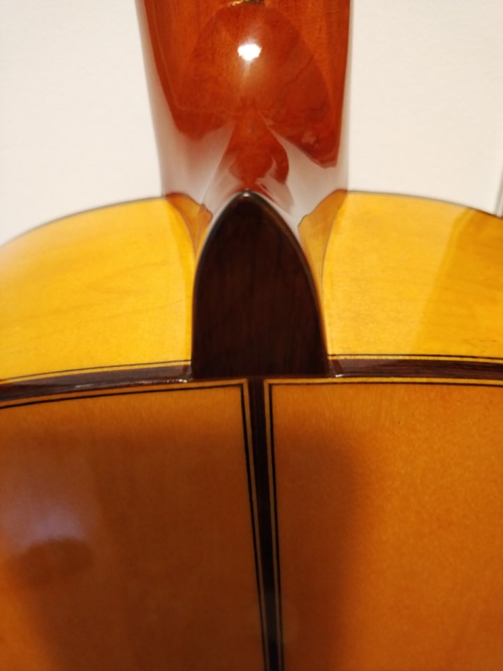Guitarra albillo de segunda mano · Foto 6 de 10 · Barcelona · 290 €