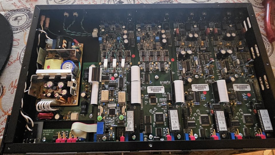 LavryBlue 4496 con 4 AD y 4 DA