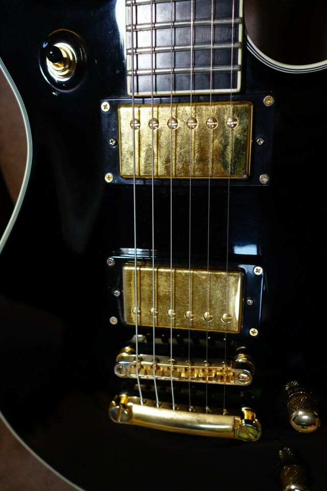 BC Rich Exclusive con Gibson pick-ups