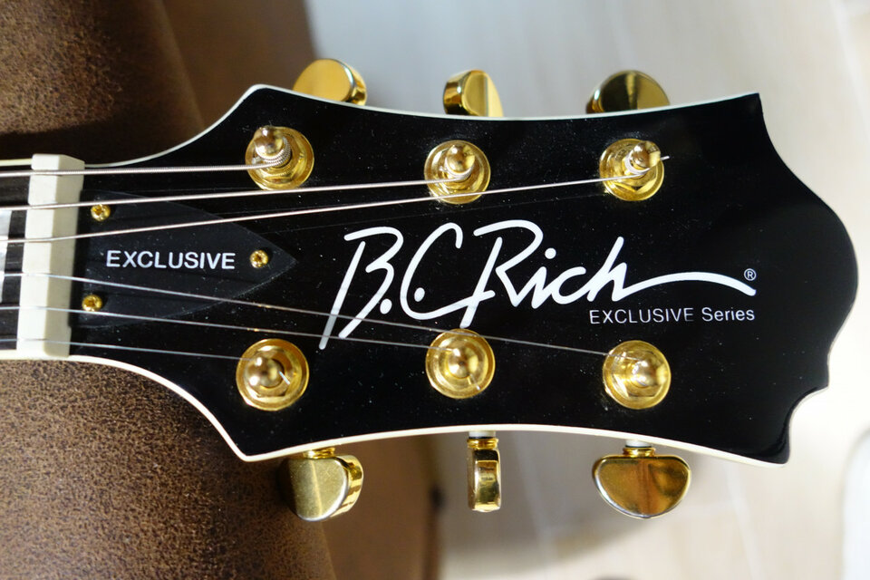 BC Rich Exclusive con Gibson pick-ups