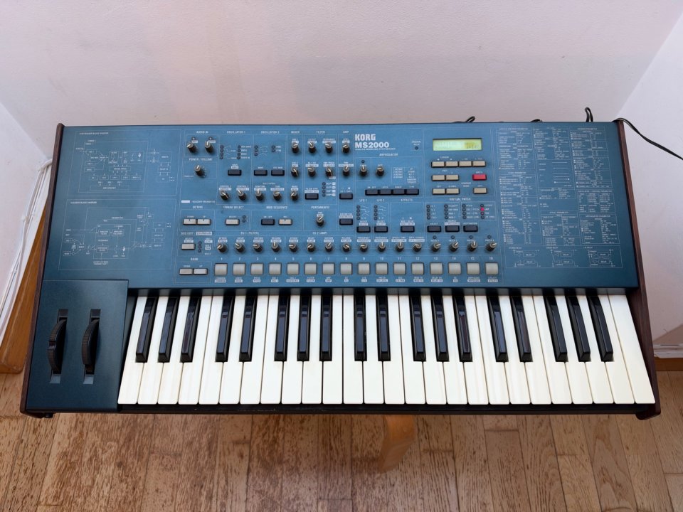 Korg MS2000 de segunda mano · Foto 3 de 4 · Zamora · 550 €