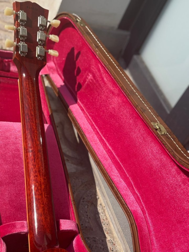 Cambio Gibson r8 del 2025 por telecaster custom shop