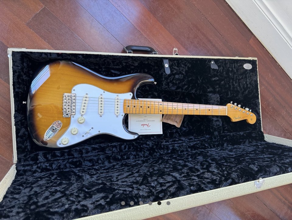 Fender stratocaster EJ 2023