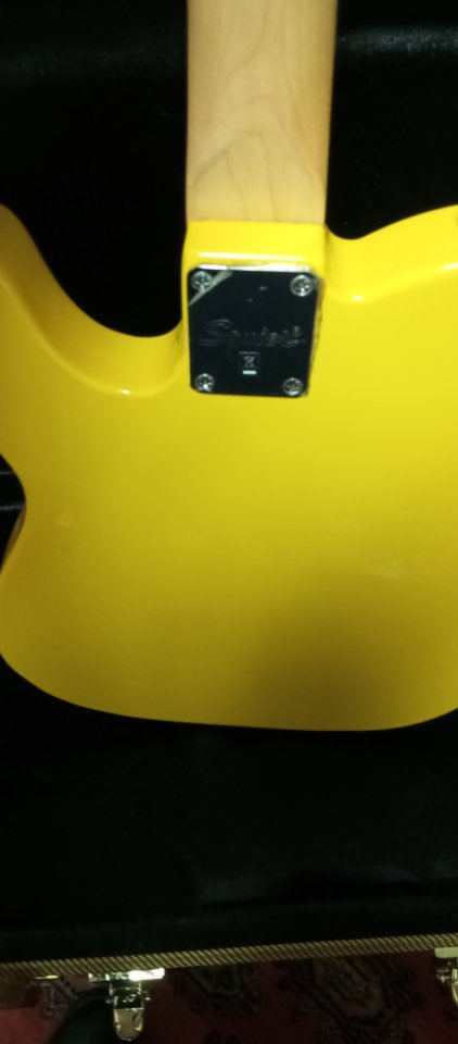 Squier telecaster Affinity amarilla