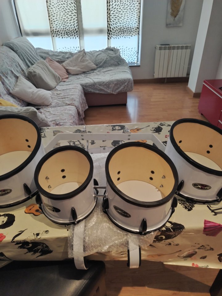Ser tambores de marcha de segunda mano · Foto 2 de 10 · Barcelona · 180 €
