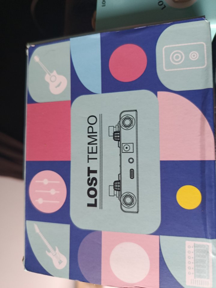 Pedal looper y caja de ritmos