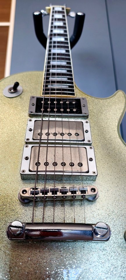 Burny RLC Silver Sparkle MIJ 90s – 3 humbuckers VH-1 – usada por Uzzhuaïa de segunda mano · Foto 2 de 10 · Valencia · 1500 €