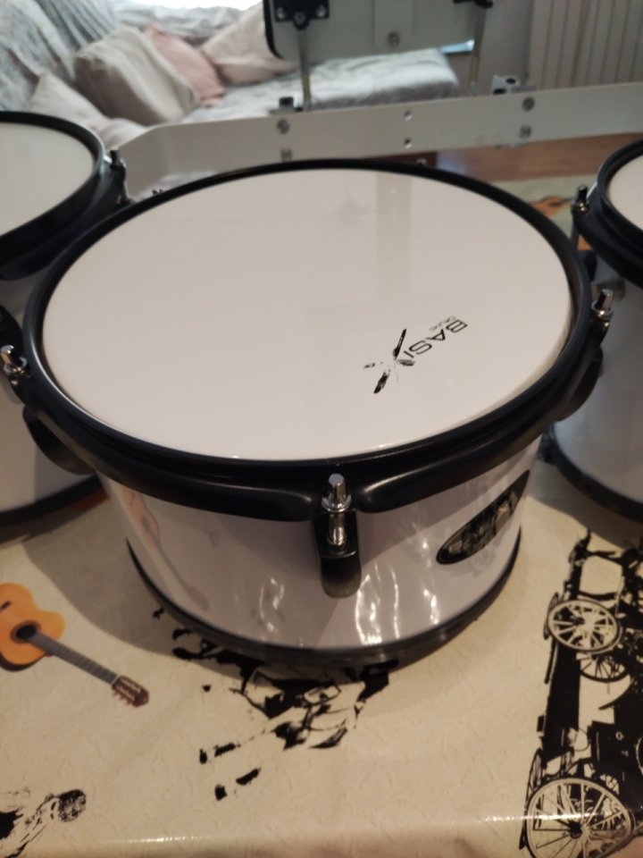 Ser tambores de marcha de segunda mano · Foto 4 de 10 · Barcelona · 180 €