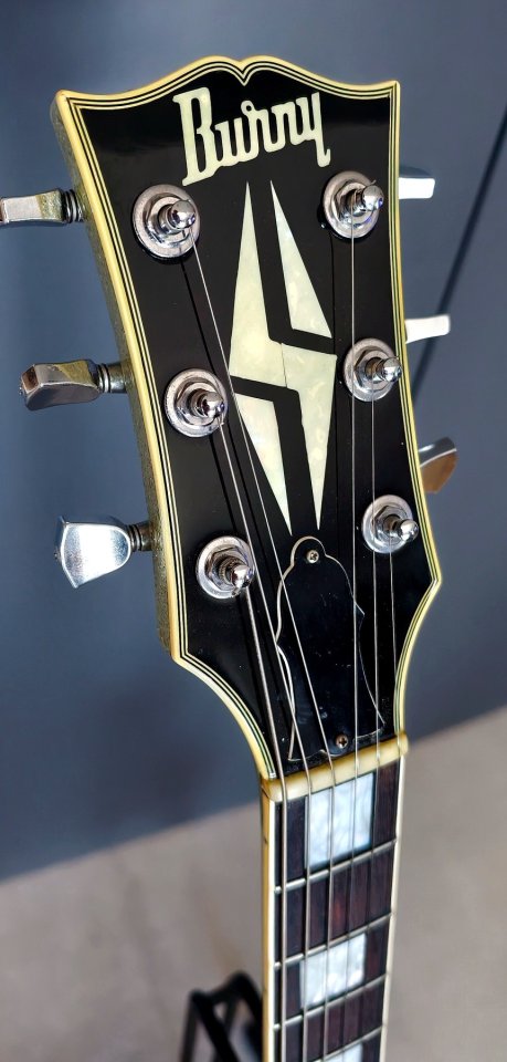 Burny RLC Silver Sparkle MIJ 90s – 3 humbuckers VH-1 – usada por Uzzhuaïa de segunda mano · Foto 4 de 10 · Valencia · 1500 €
