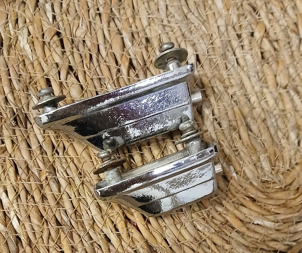 Afinadors de Bombo i timbal Tama antics.