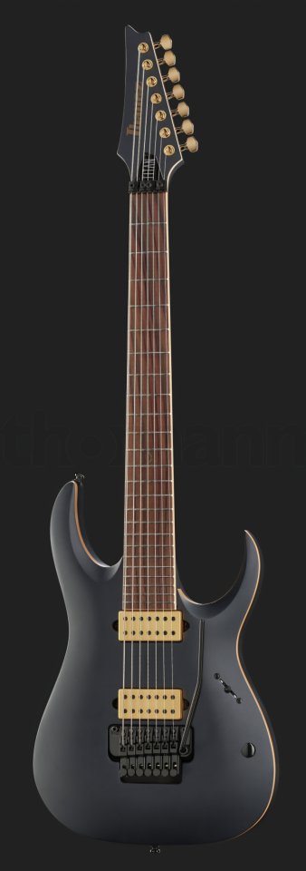 Busco alguna de éstas guitarras para cambio.