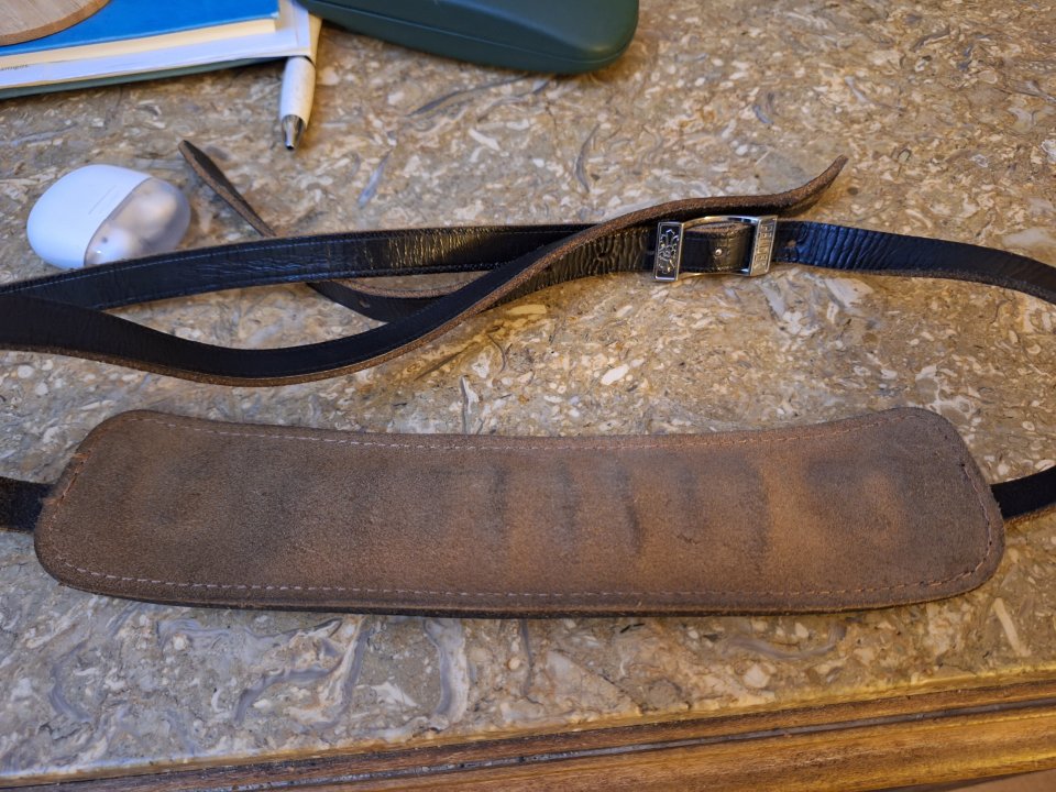 Correa Fender de cuero para guitarra