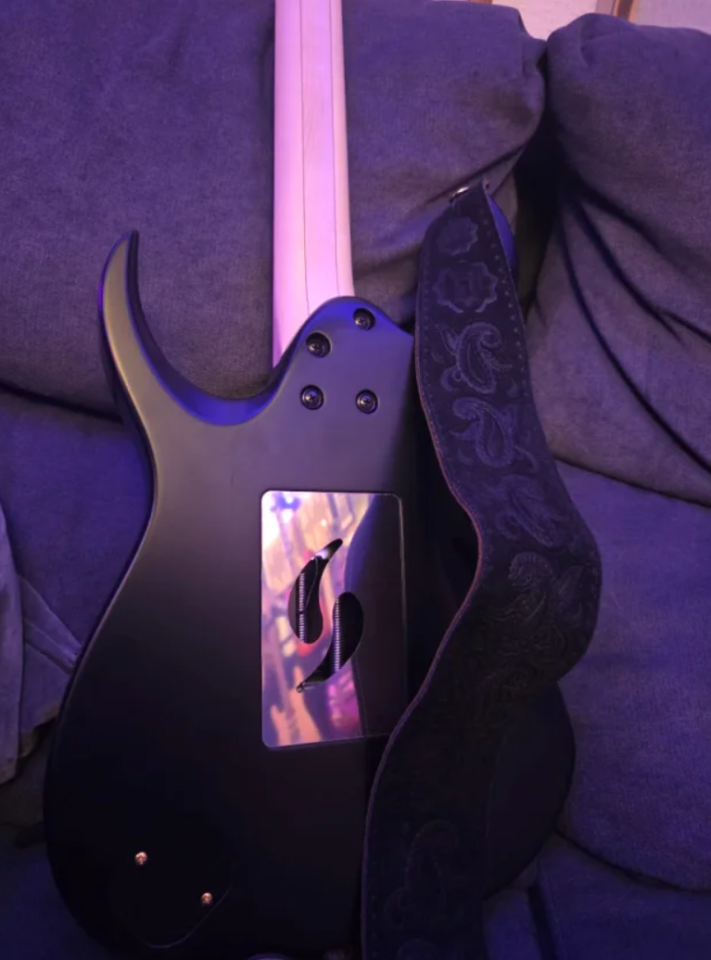 Ibanez Pia Black de segunda mano · Foto 3 de 9 · Zaragoza · 2800 €