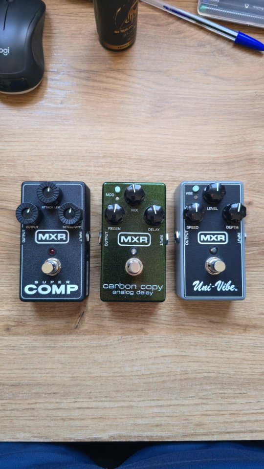 Pack MXR: Super Comp, UniVibe, Carbon Copy de segunda mano · Foto 1 de 6 · Sevilla · 260 €