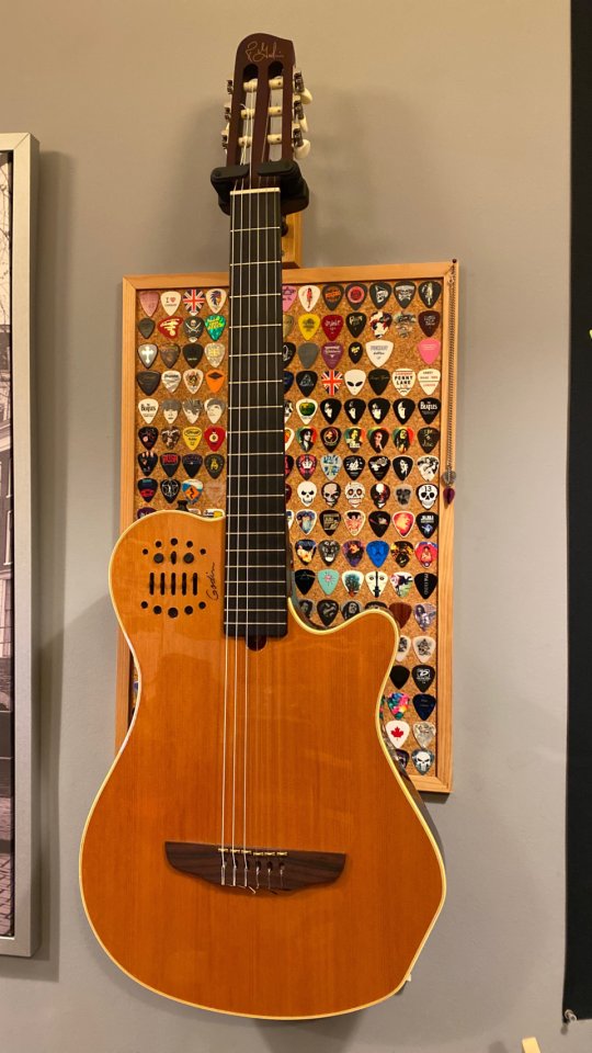 Guitarra Godin Multiac Grand Concert SA 2012