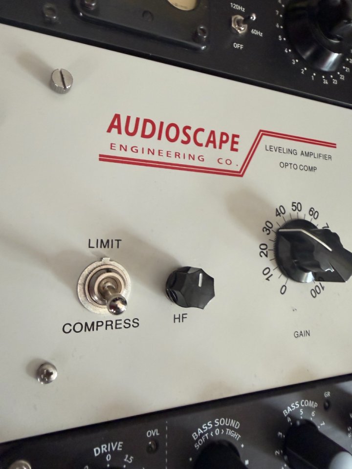 Audioscape LA2A de segunda mano · Foto 2 de 3 · Granada · 1000 €