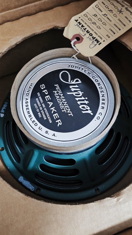 Altavoz Jupiter 10 lc por Celestion Neo Creamback