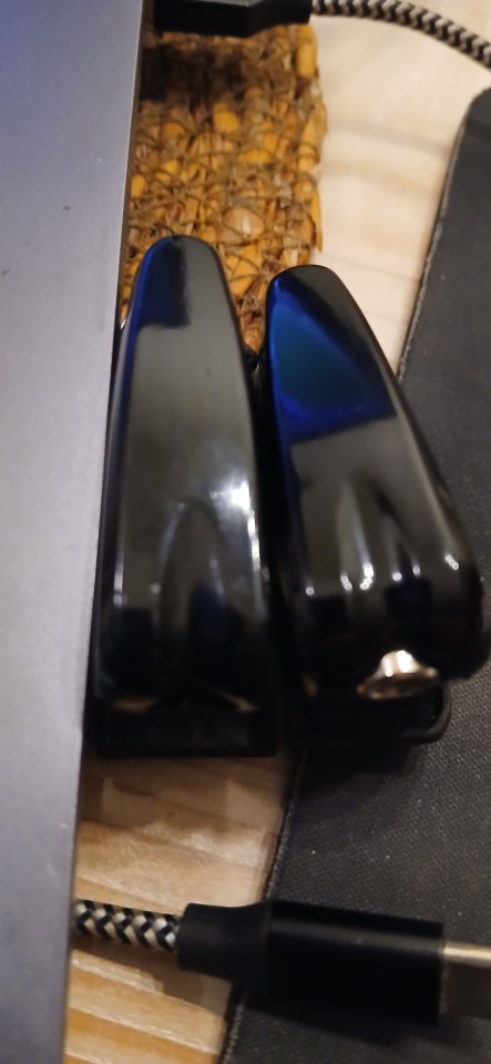 Afinadors Pearl Negres 39mm de segunda mano · Foto 6 de 6 · Barcelona · 25 €