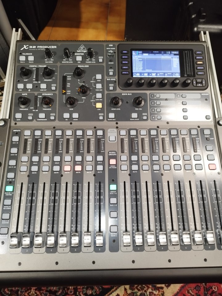 Behringer X32 Producer. EN GARANTIA