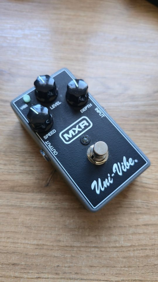 Pack MXR: Super Comp, UniVibe, Carbon Copy de segunda mano · Foto 6 de 6 · Sevilla · 260 €