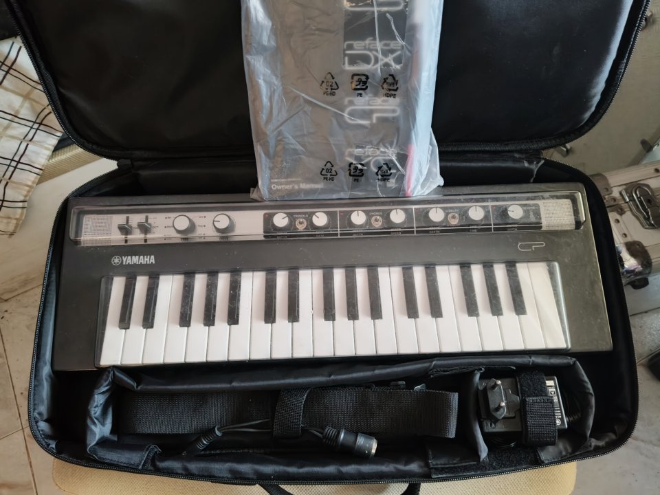 Yamaha Reface CP de segunda mano · Foto 3 de 4 · Barcelona · 350 €